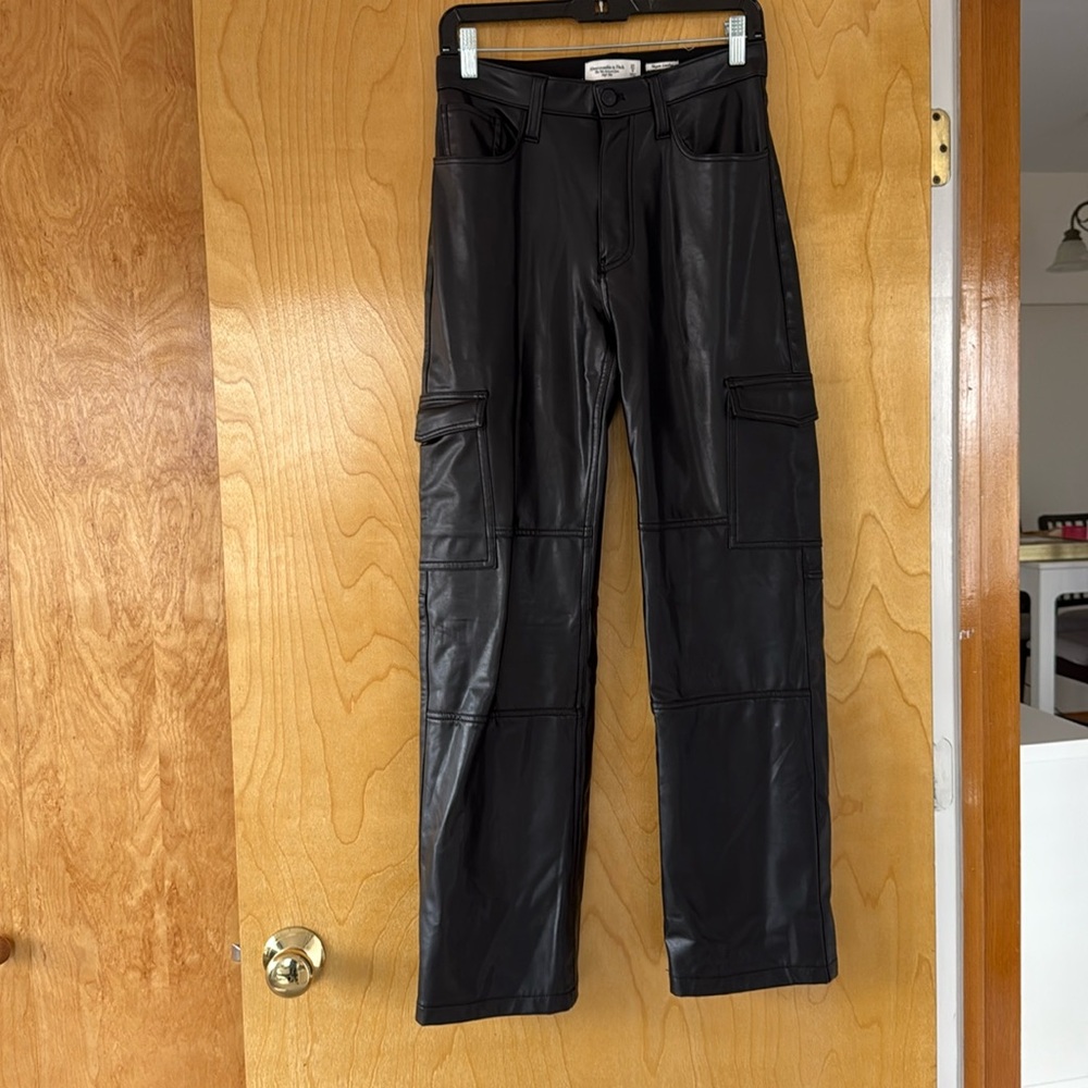 Abercrombie Vegan Leather 90’s Relaxed Pant